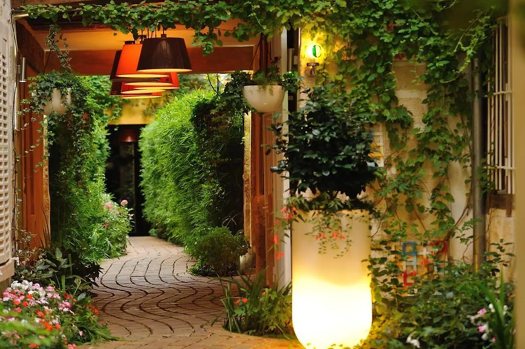 Les Patios Du Marais 2 Paříž